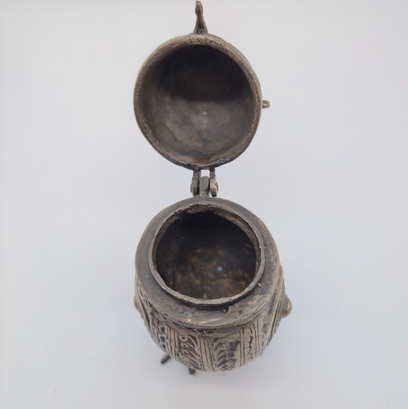 Dhokra Owl Intricate Metal Bird Sculpture Box Vintage India - Picture 8 of 9